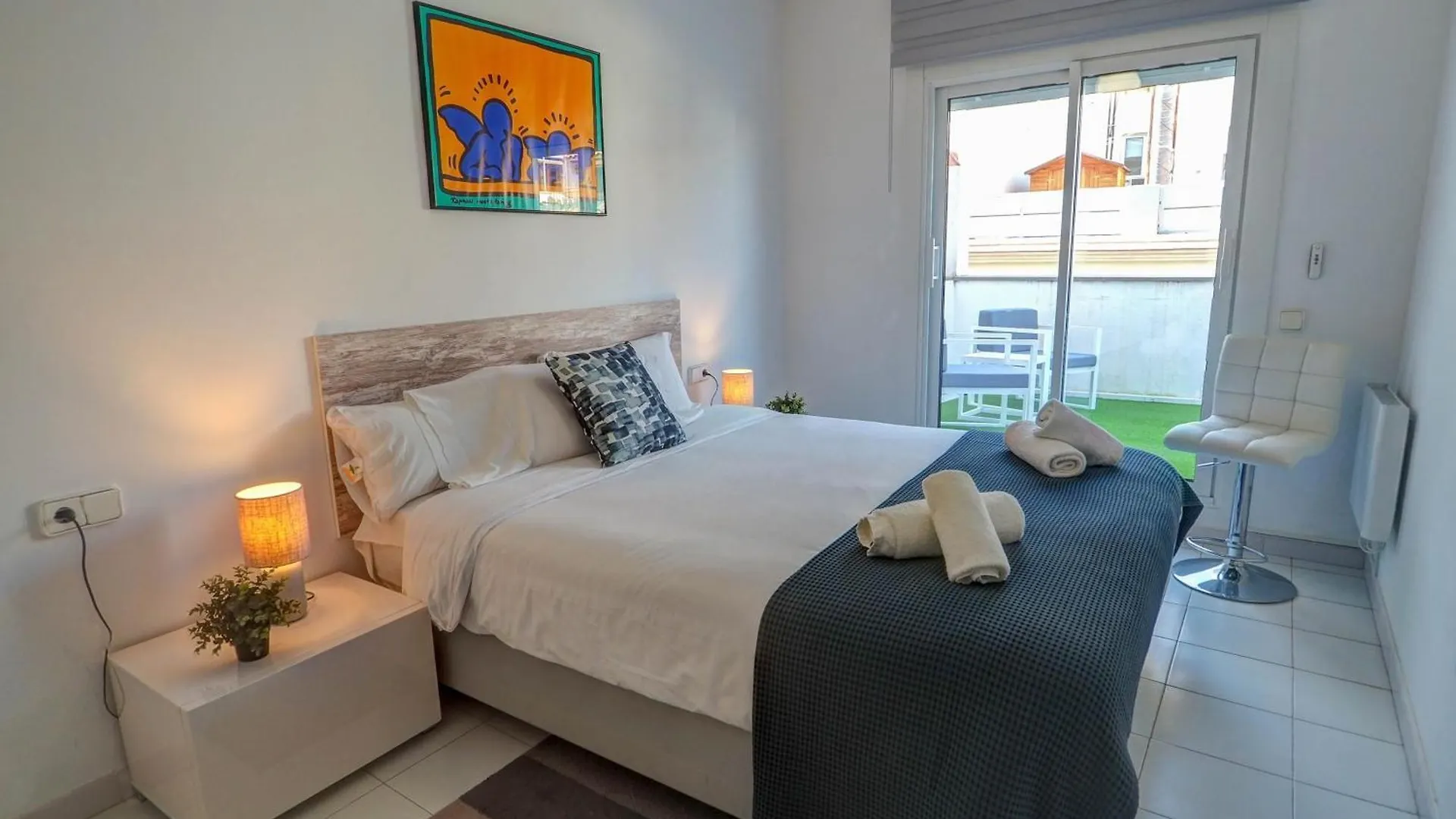 White Penthouse By Hello Homes Sitges 0*,