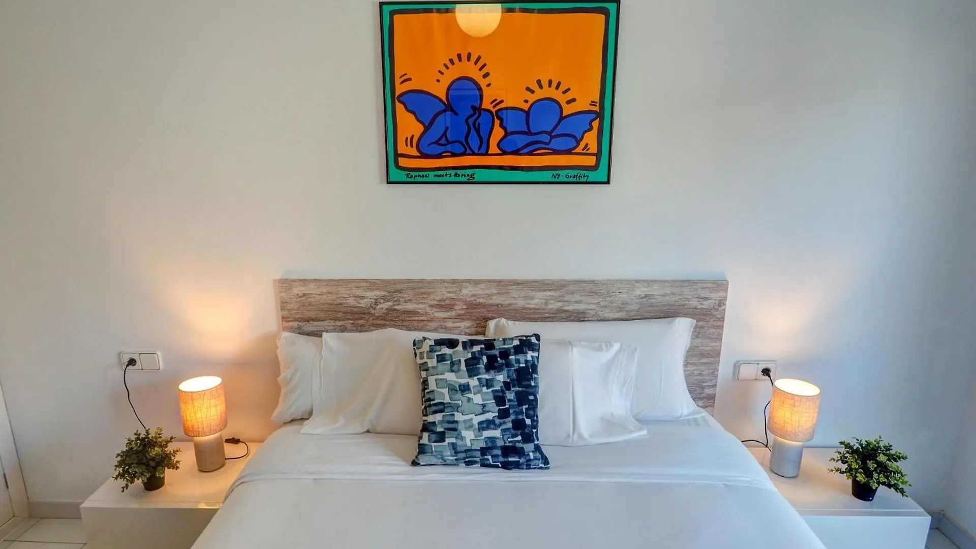 White Penthouse By Hello Homes Sitges 0*,  İspanya