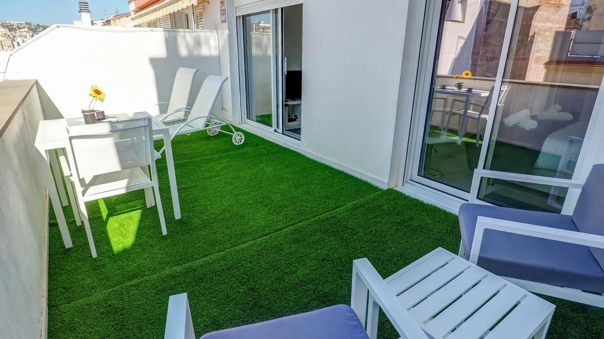 White Penthouse By Hello Homes Sitges Daire